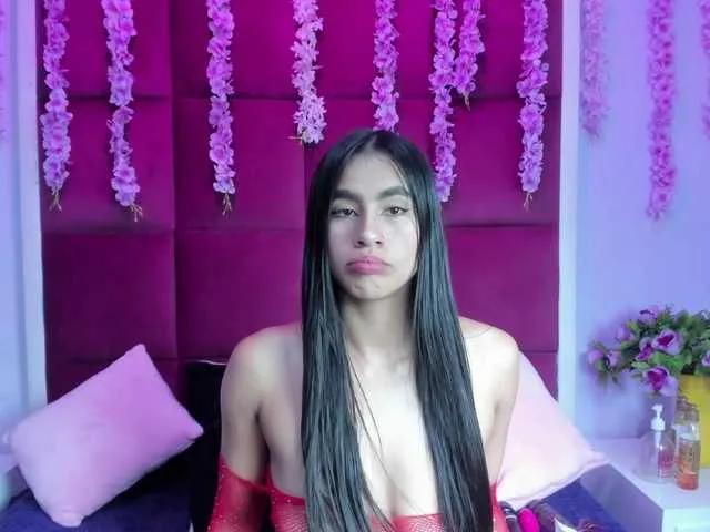 Offline MiaaDavis on BongaCams