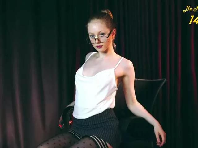 Offline MiaVebes on BongaCams
