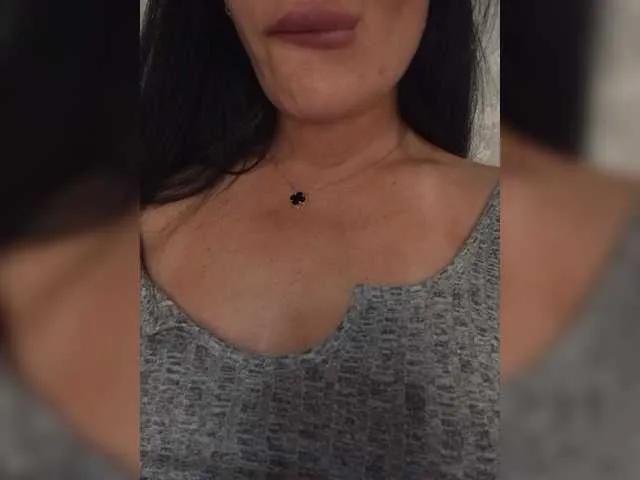 Freechat Mikki88K on BongaCams