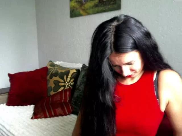 Offline MilfLunna on BongaCams