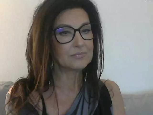 Offline MilfRalia on BongaCams