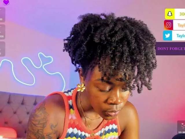 Offline Miss-west on BongaCams