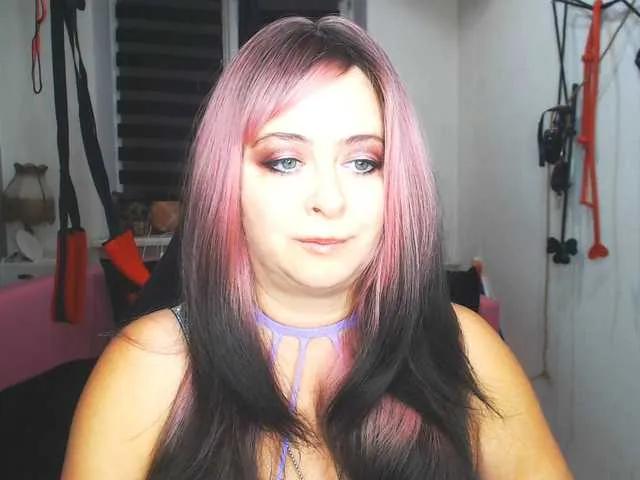 Offline missGODDESS on BongaCams
