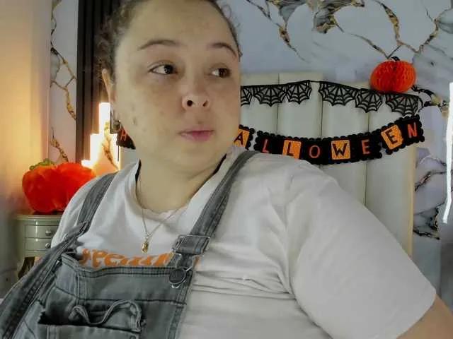 mollieblue69 — talk to me hot and naughty