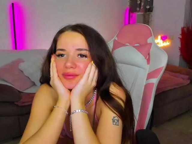 Molly-Kiss on BongaCams 