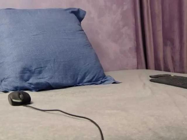 Offline MorenaKataly on BongaCams