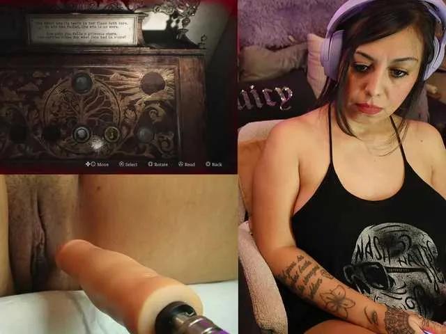 Offline MrsTexMix on BongaCams