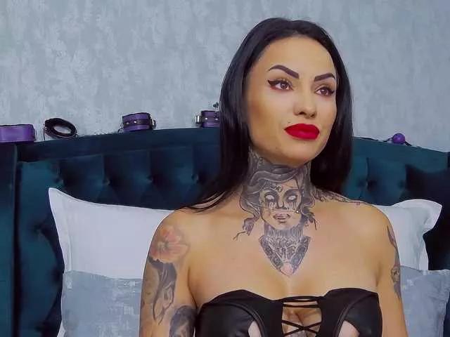 Offline NataliaCristal on BongaCams