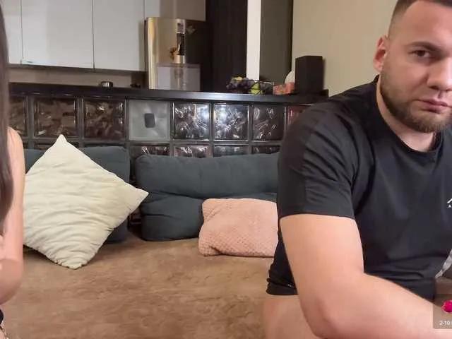 Offline No-Face-Guy on BongaCams