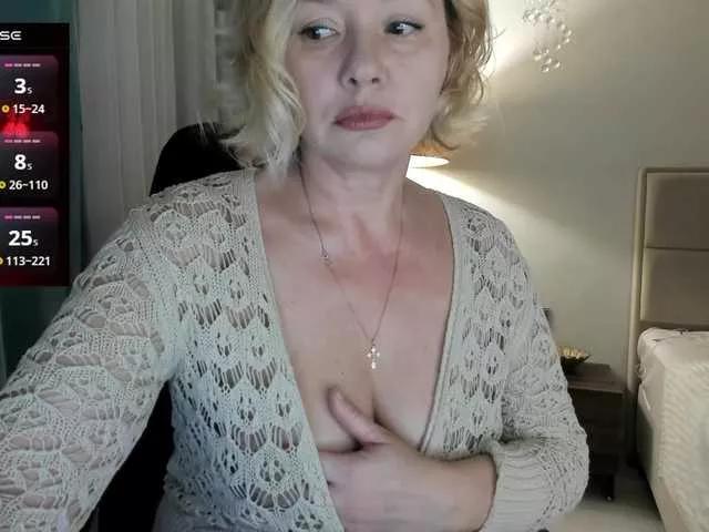 Offline Olga1W on BongaCams
