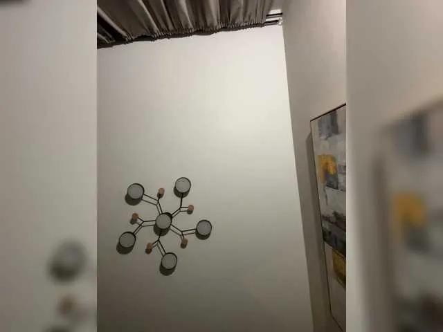 Freechat OlivkaVif on BongaCams