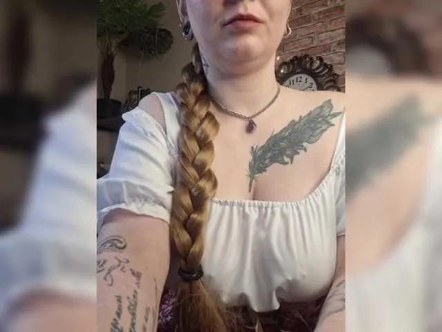 Offline Ozalin on BongaCams