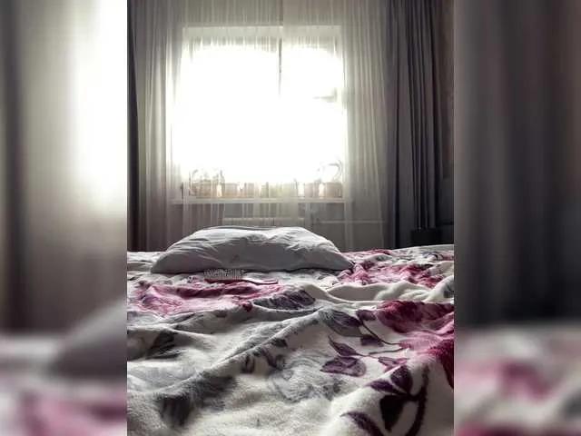 Freechat PALMIIRA on BongaCams