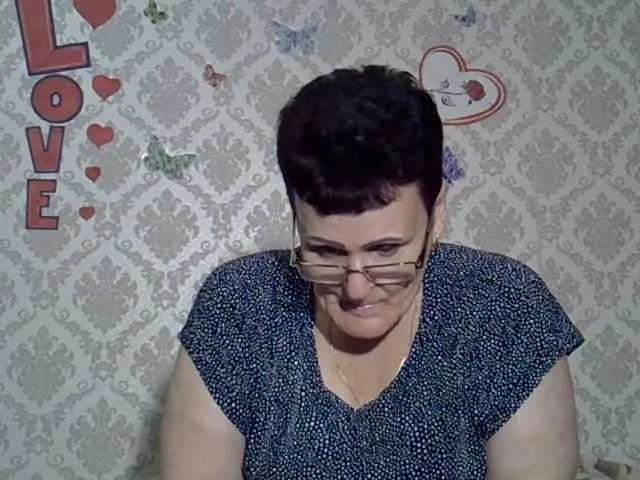 Offline PaulaGolden on BongaCams