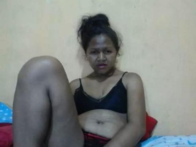 Offline prettyChoco2 on BongaCams