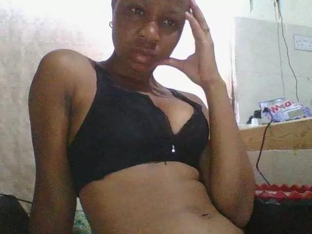 Offline Prettyebony4 on BongaCams