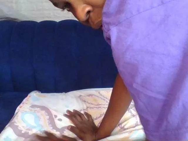 Freechat Prettylittlemuffin on BongaCams