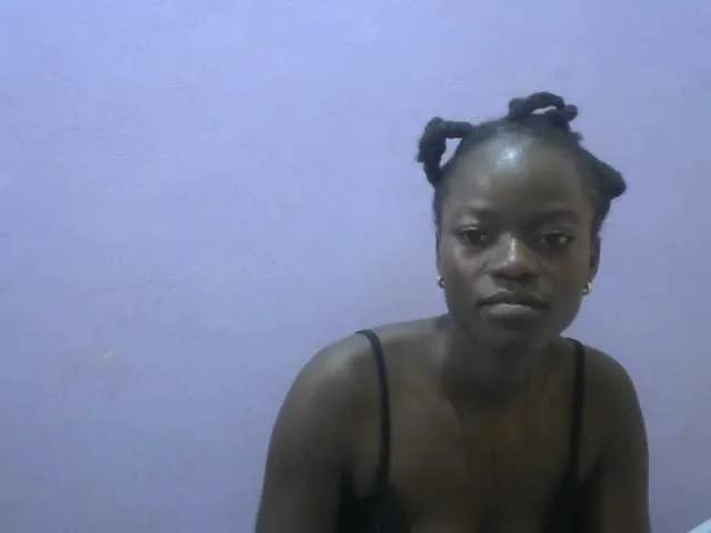 Offline PrettyLove on BongaCams