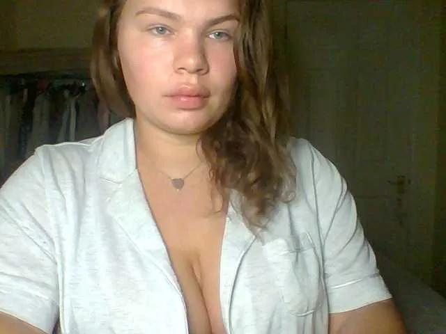 Offline PrincessGem on BongaCams