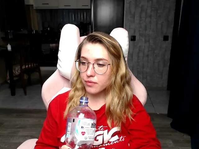 Freechat Regimasmile on BongaCams