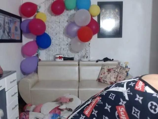 Freechat rous-kinky on BongaCams