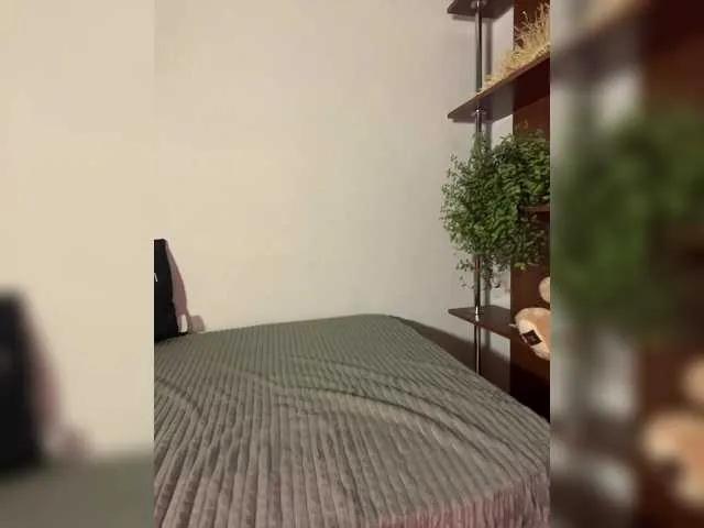 Freechat Saliss1 on BongaCams