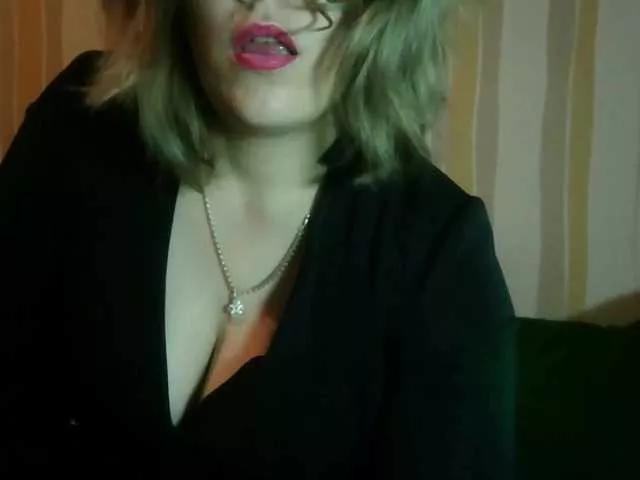 Sarah-Jane on BongaCams 