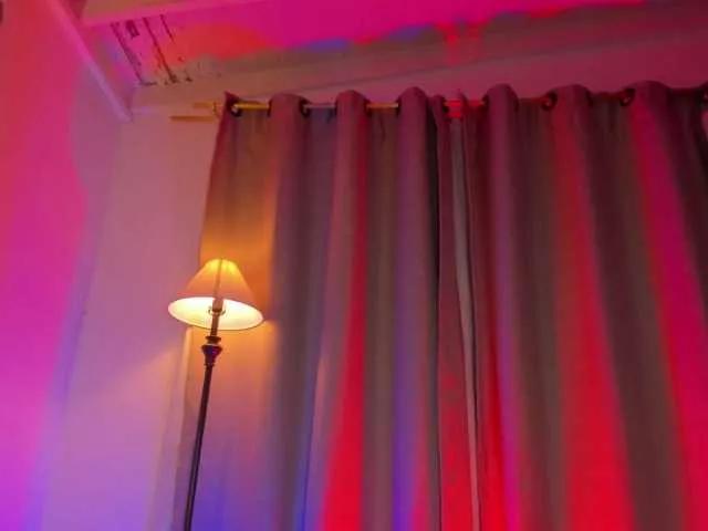 Offline shy-booty on BongaCams