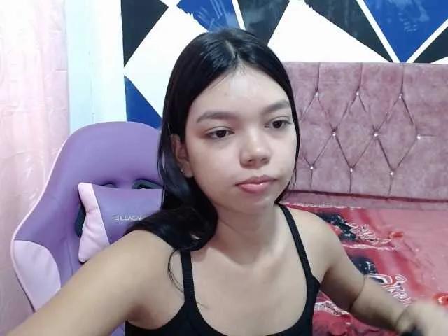 Offline shy-luna18 on BongaCams