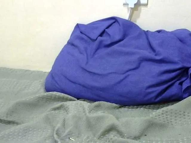 Offline Slimkittey on BongaCams