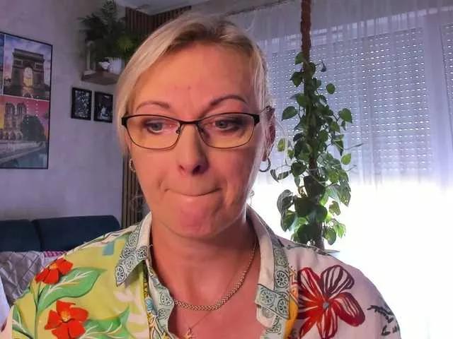 Freechat SoftVANESSA on BongaCams