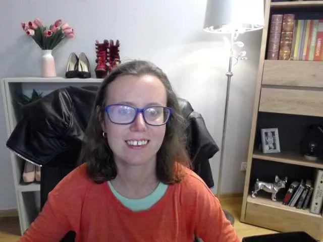 Offline sparkleLizzy on BongaCams