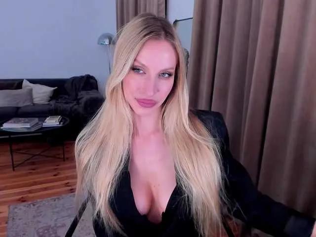 Offline ToxicBlonde on BongaCams