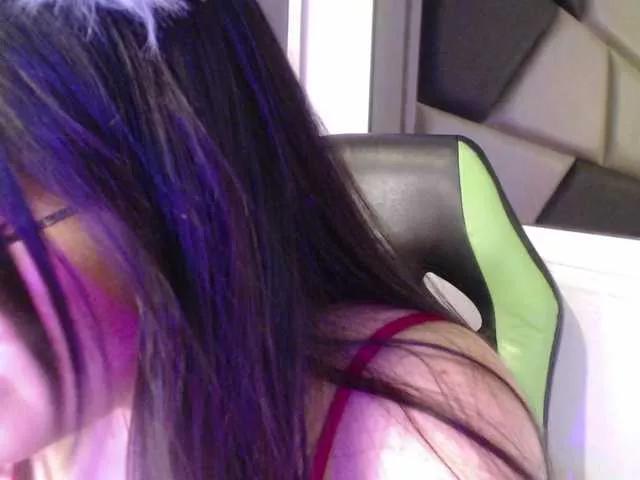 Offline trixxxye on BongaCams