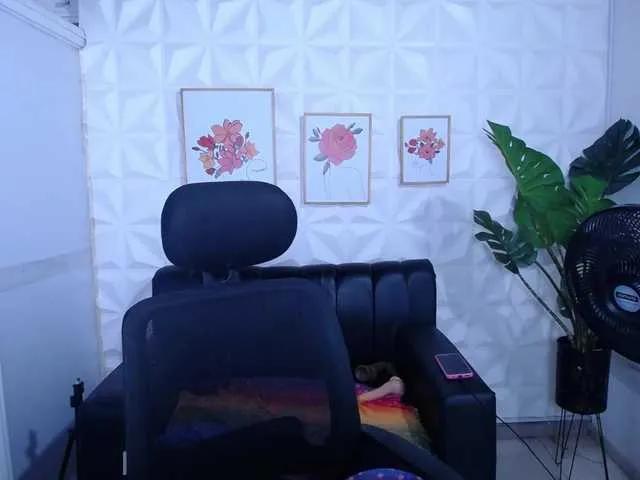 Offline Valentina-mature on BongaCams