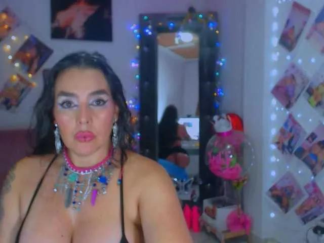 Offline vanesaalatina on BongaCams