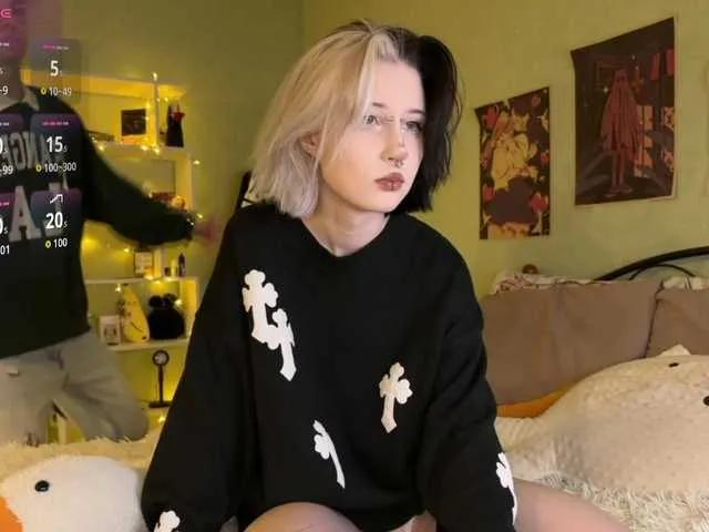 Offline VeryRareTwins on BongaCams