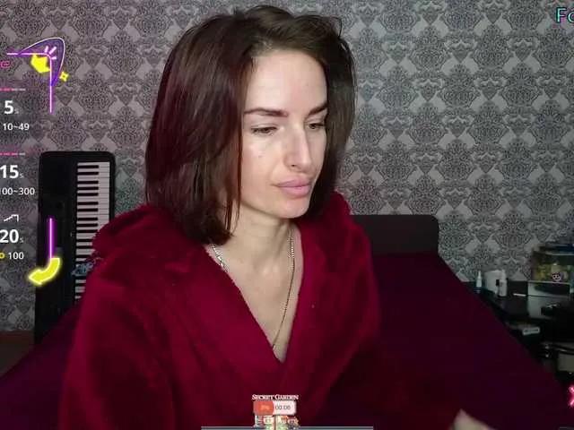 Offline xxadrihanna on BongaCams