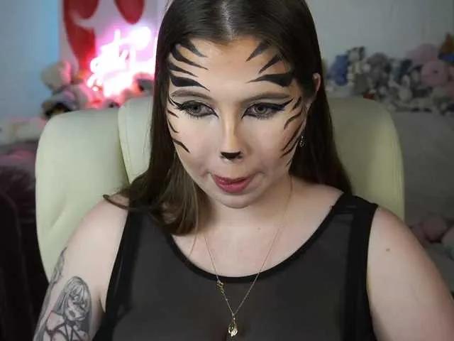 Offline YourSecretDesire on BongaCams