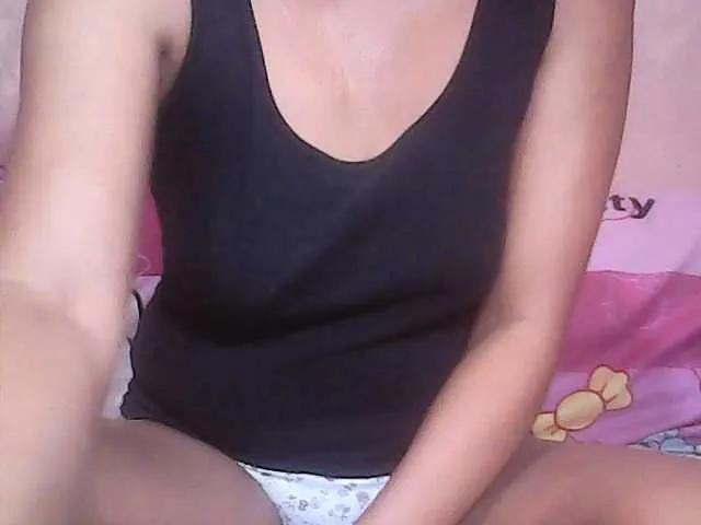 Offline Yummyasian22 on BongaCams