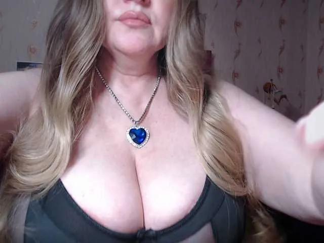 Freechat Zipper1970 on BongaCams