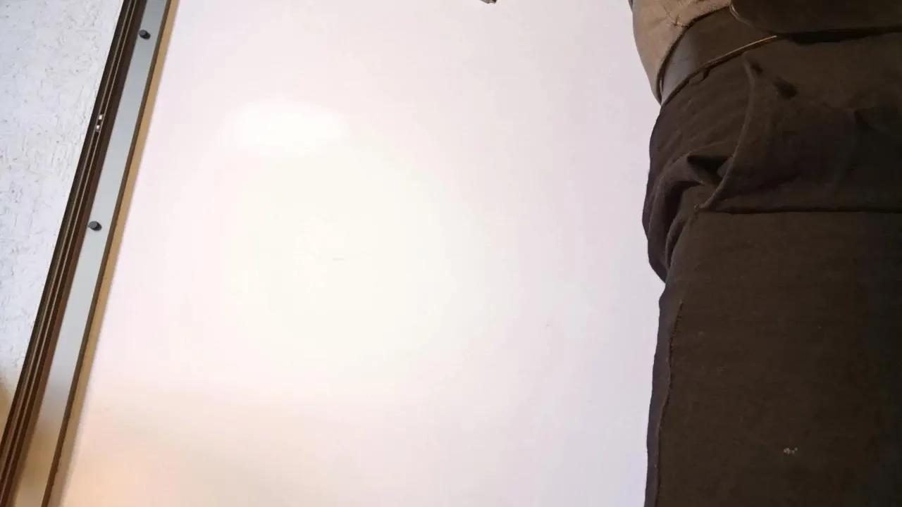 Offline 25x6cms on Cam4