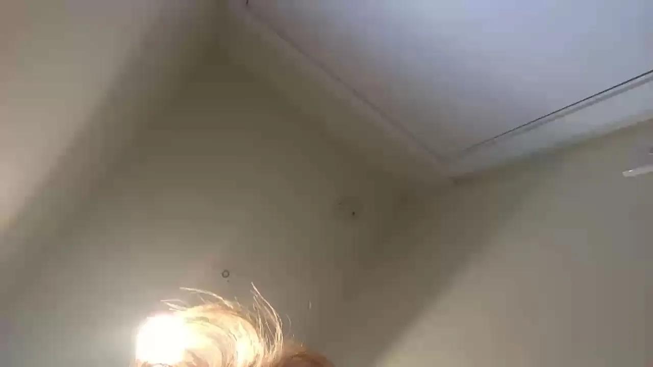 Offline 31helen on Cam4