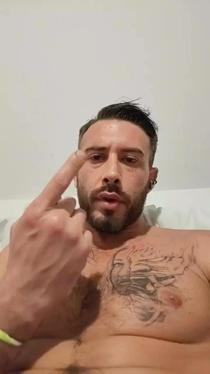 Offline 5Dan on Cam4