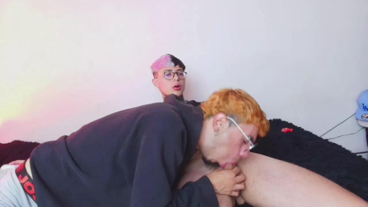 Offline 7_saturno_7 on Cam4