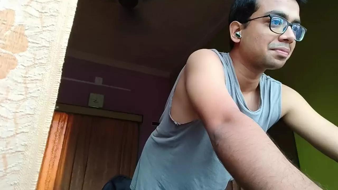 Offline _Fizz_04_fun on Cam4