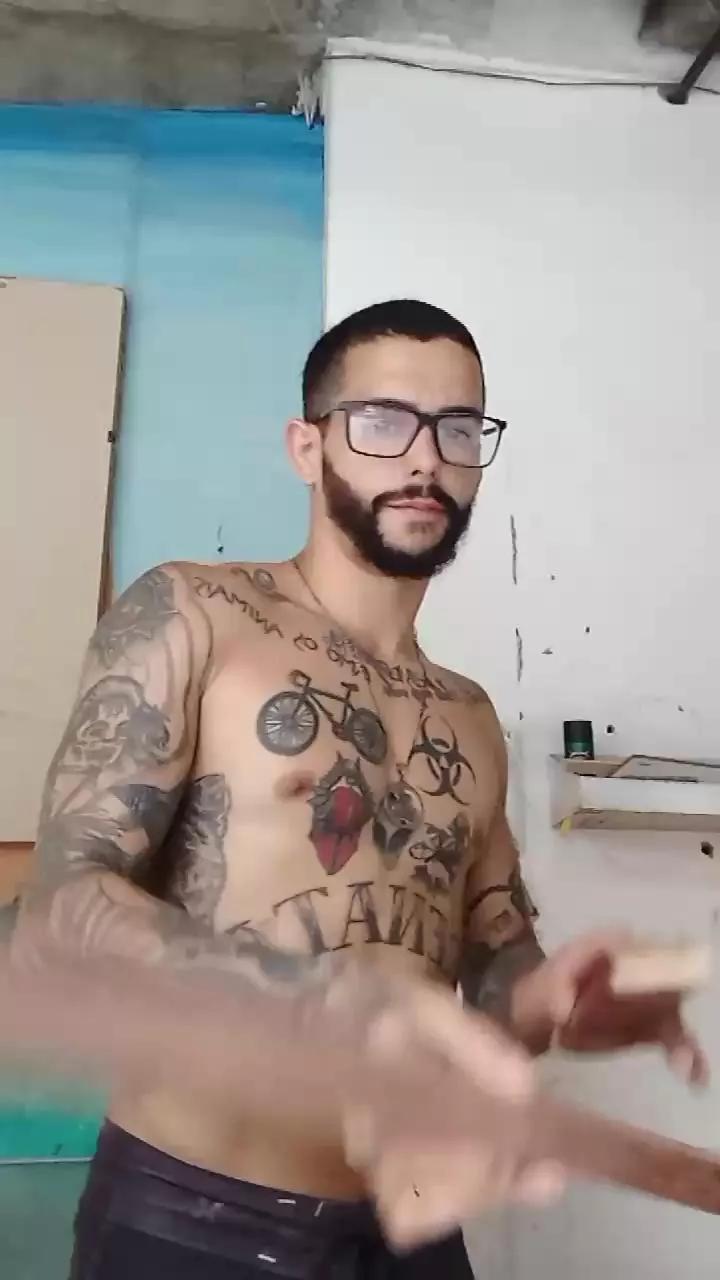 Offline AbrahaoLutador on Cam4