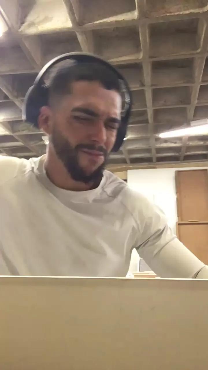 Offline AbrahaoLutador on Cam4