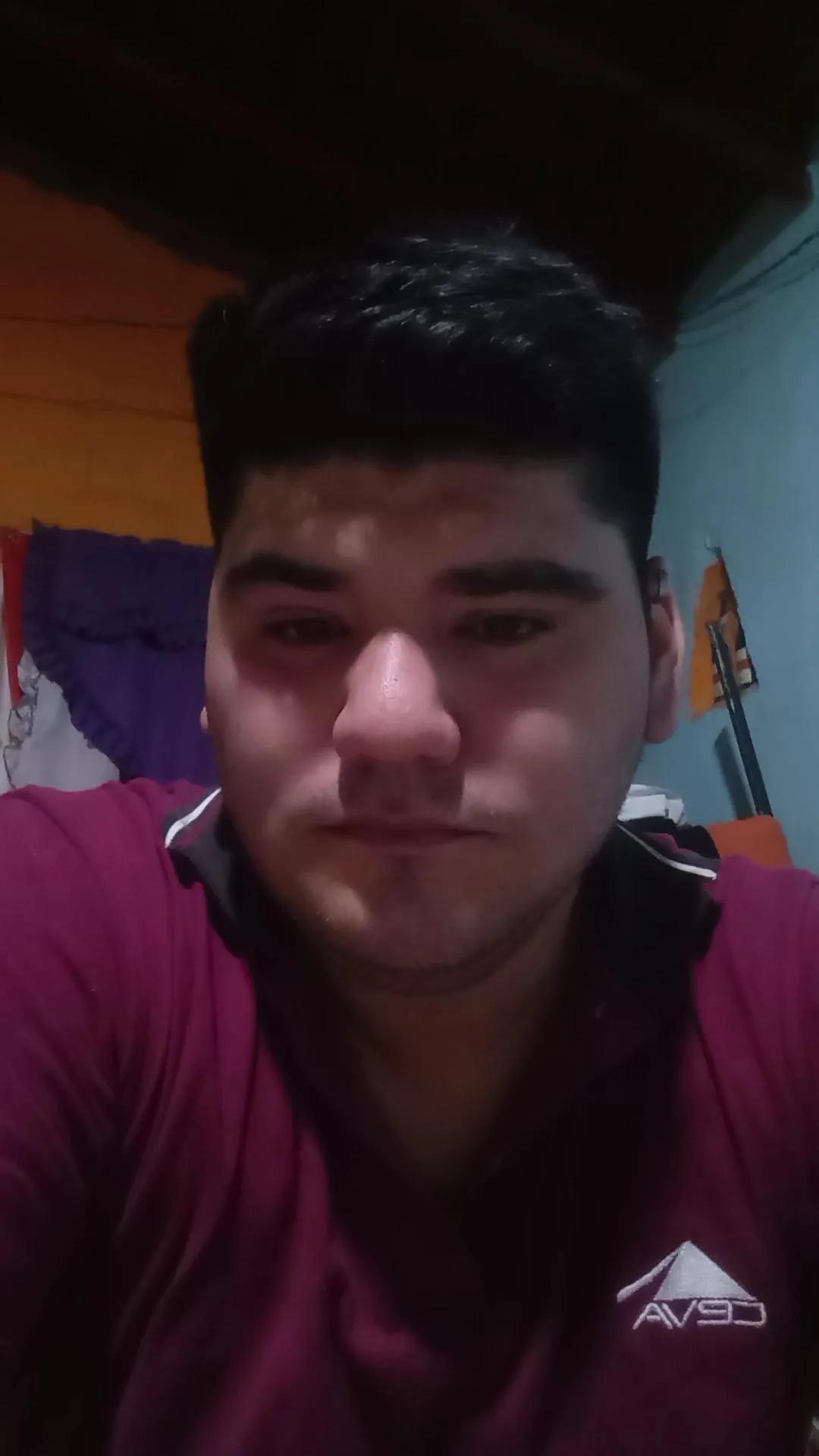 Offline Adritoledo on Cam4