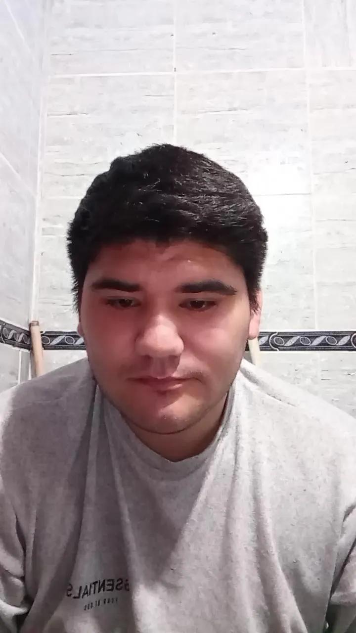 Offline Adritoledo on Cam4